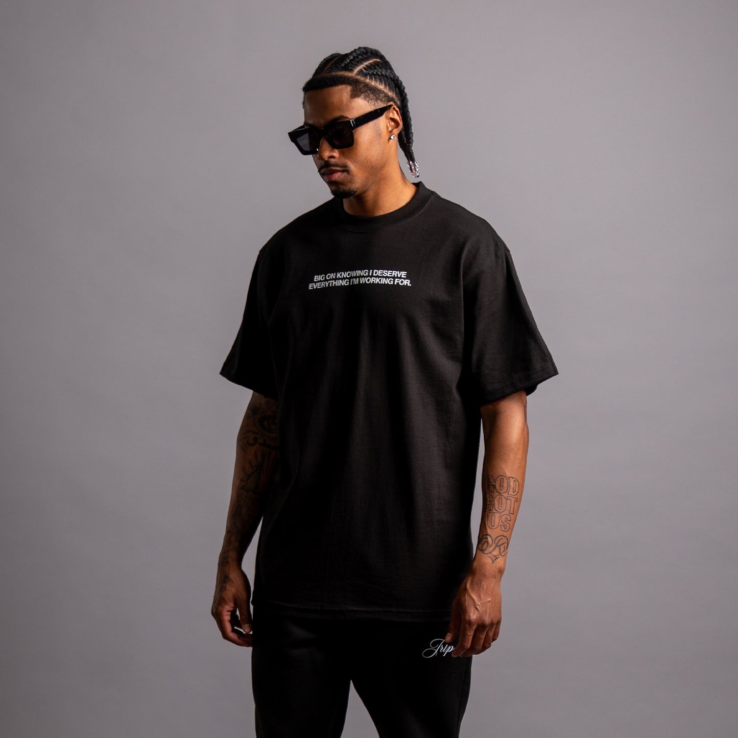 Big On Knowing Tee (BLACK)