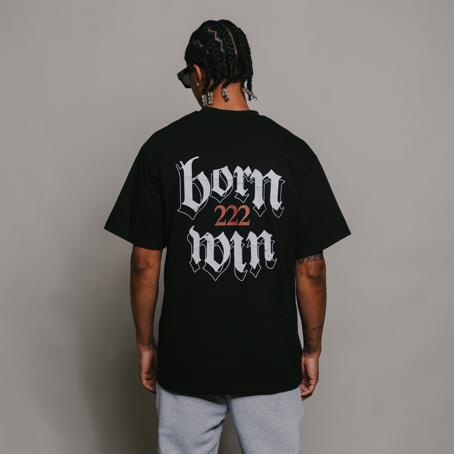 Born222Win V2 Tee (BLACK)