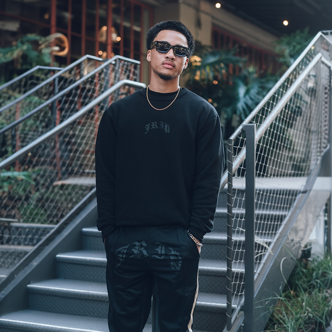 UNDERDOG Crewneck Sweater (BLACK)