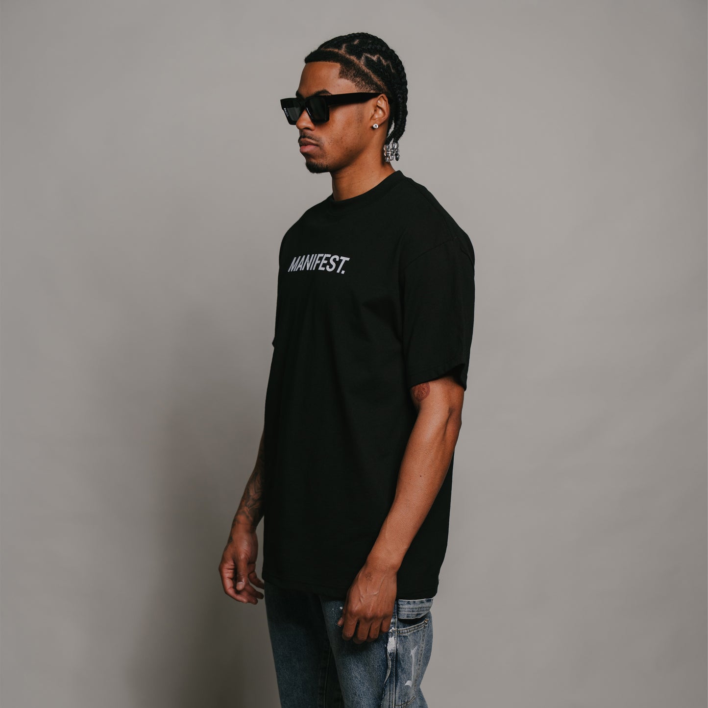 Manifest V2 Tee (BLACK)