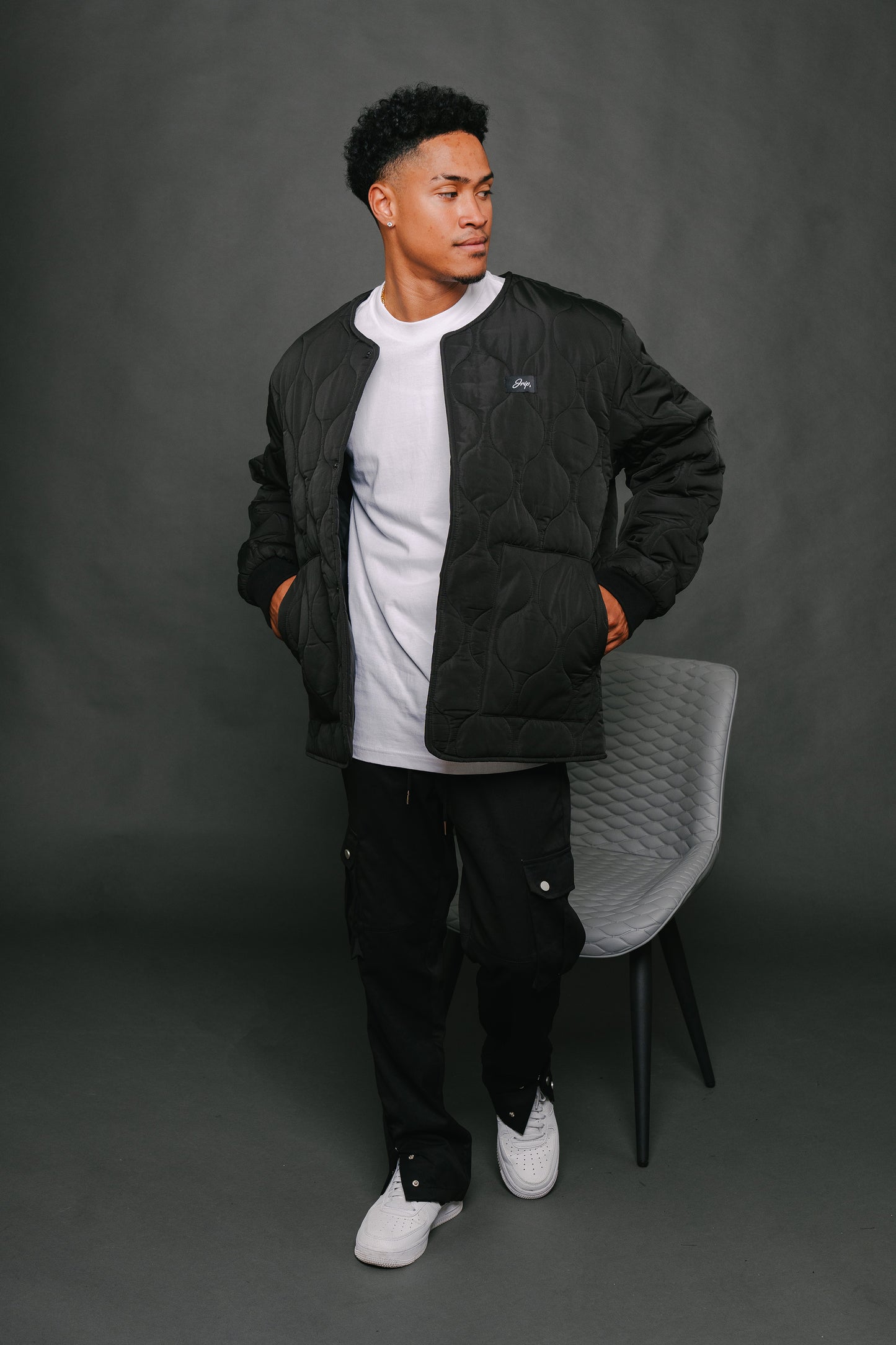 Quilted Bomber Jacket (BLACK)
