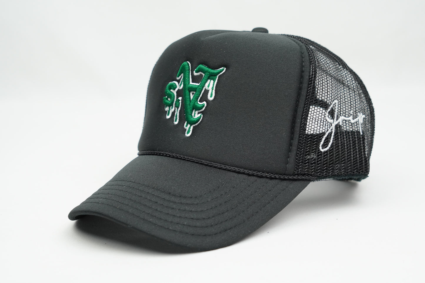 A Dripping Trucker Hat (BLACK)