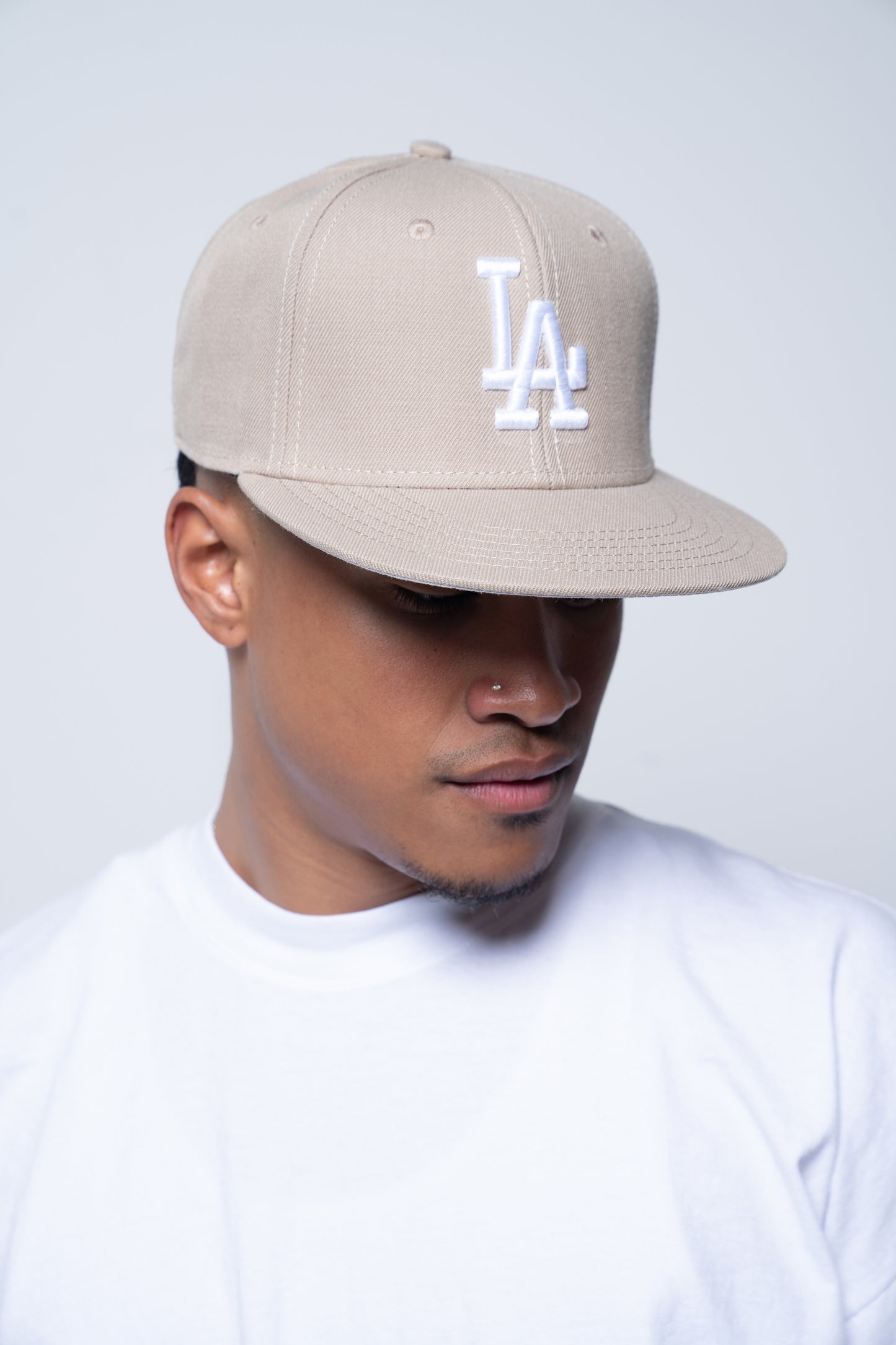 CLASSIC LA FITTED HAT (KHAKI)