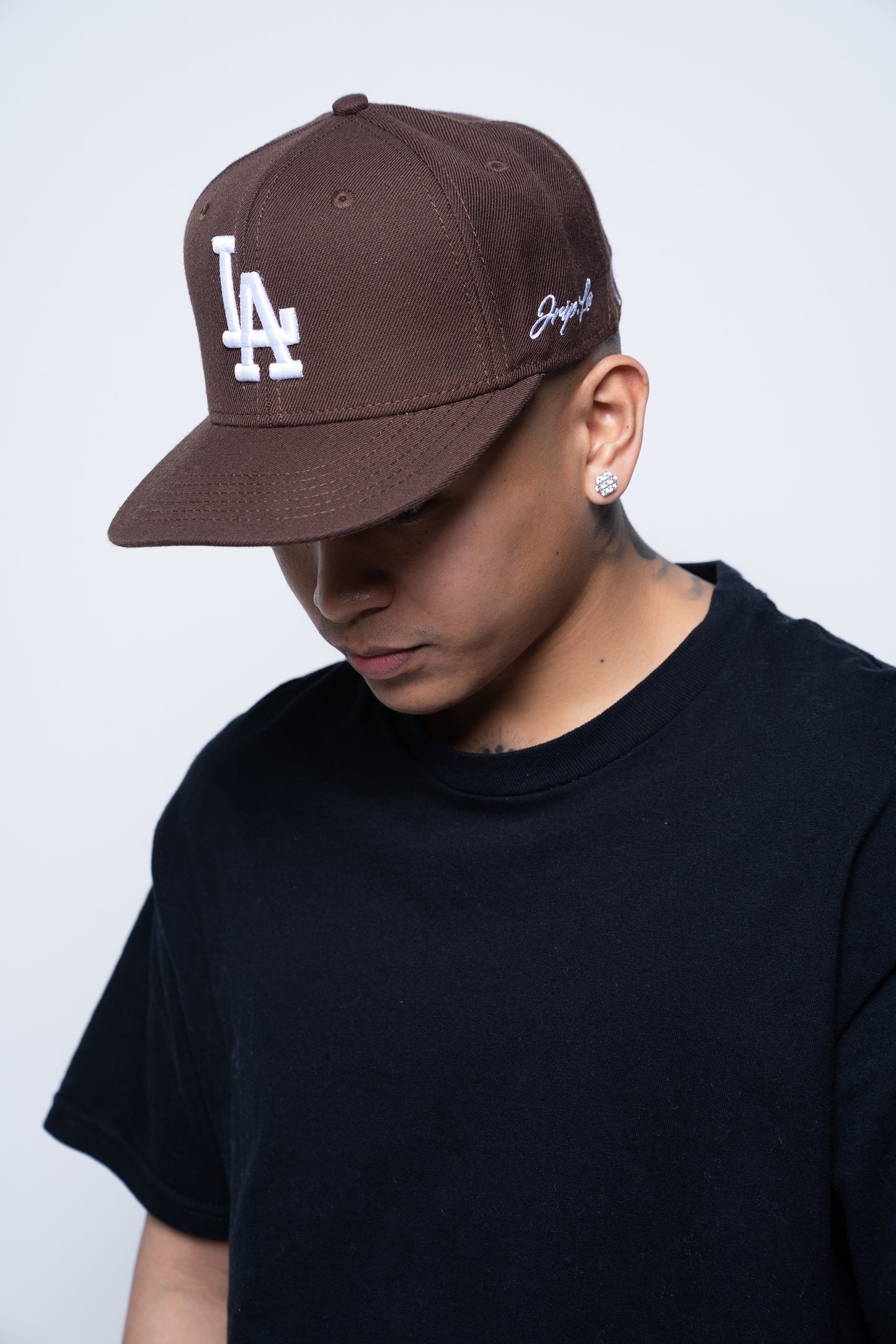 CLASSIC LA FITTED HAT (BROWN)