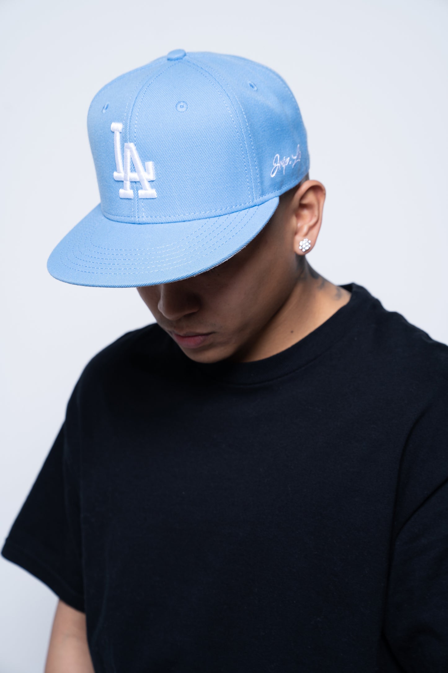 CLASSIC LA FITTED HAT (LIGHT BLUE)
