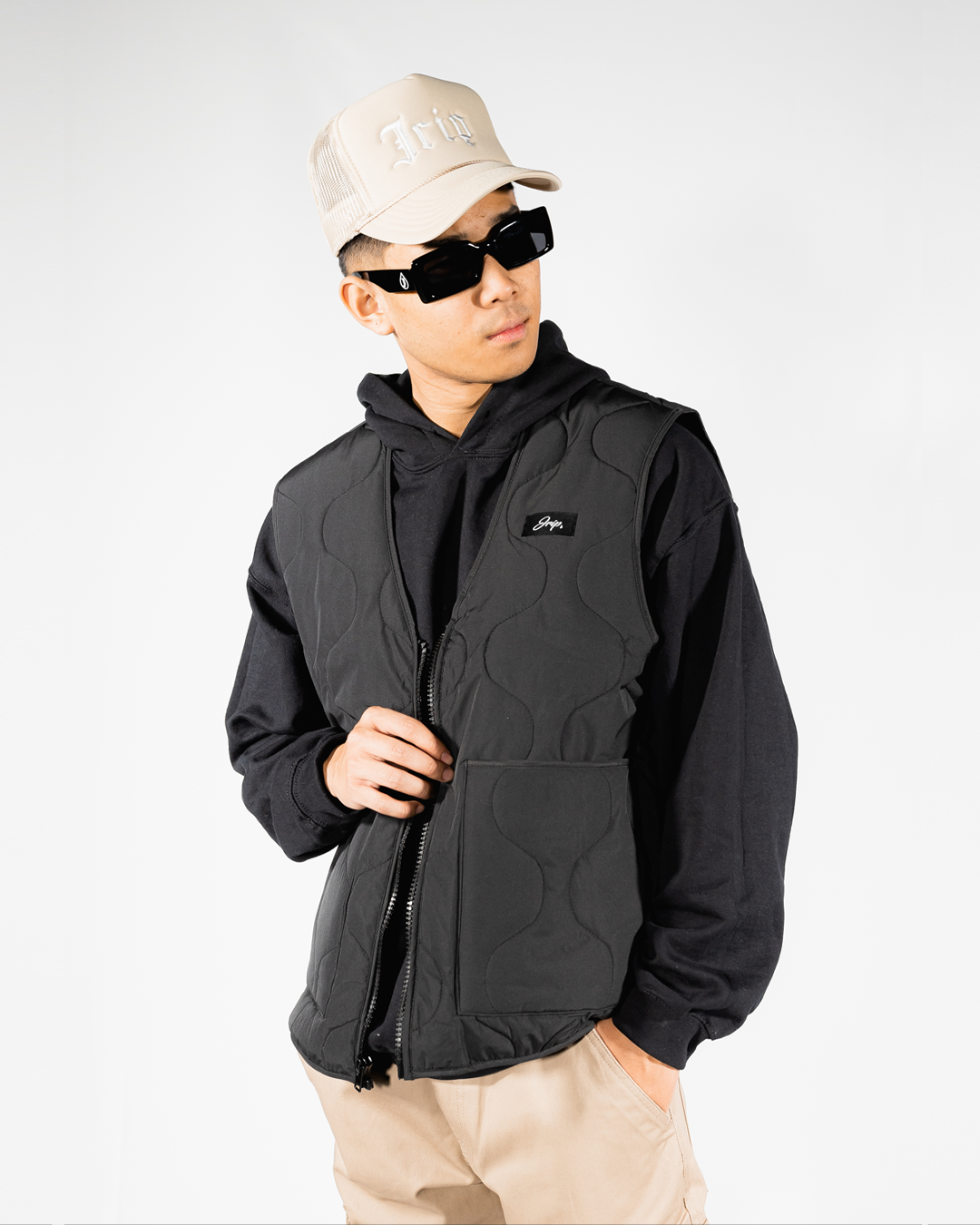 Quilted Zip-Up Vest (BLACK)