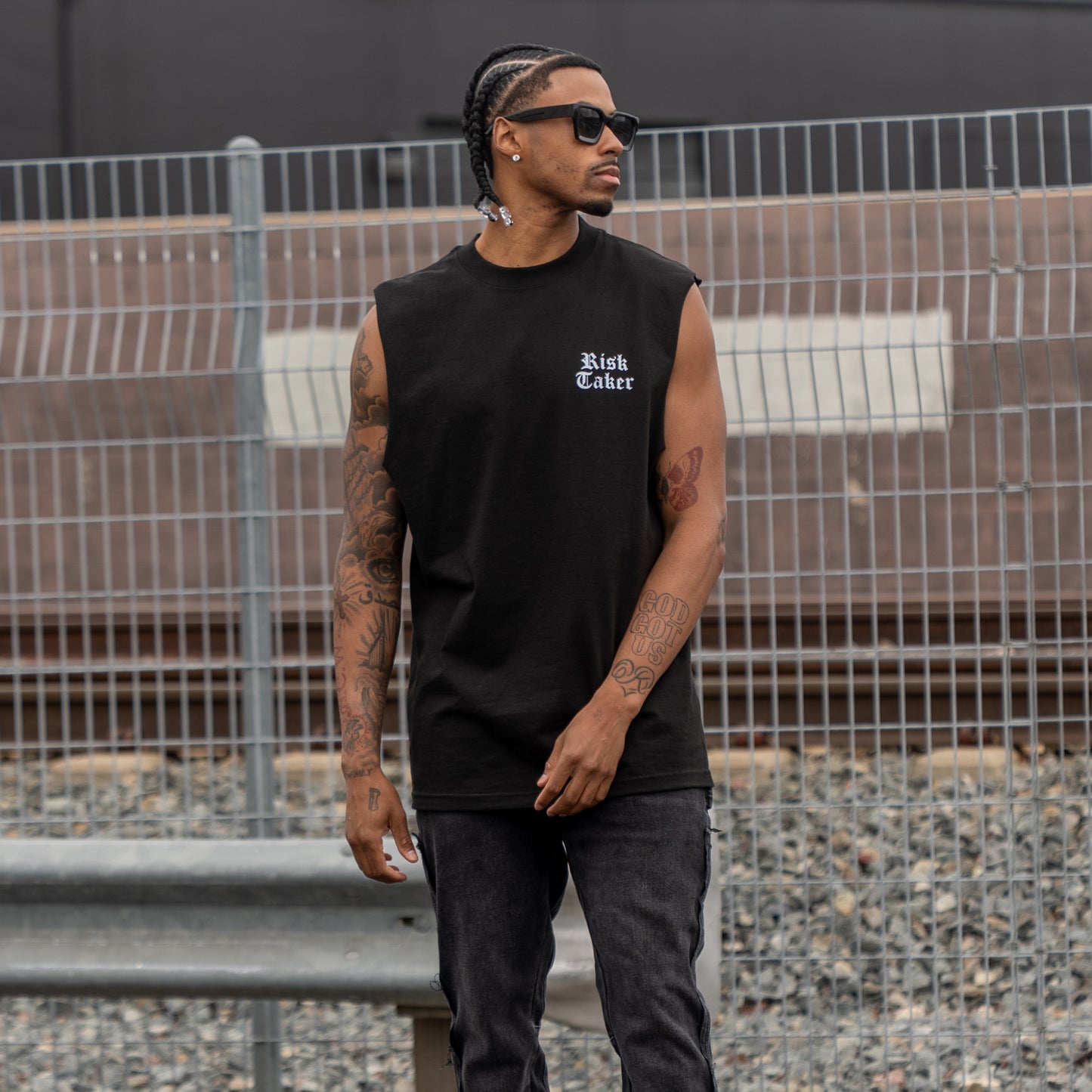 Risk Taker V2 Muscle Tee (BLACK)