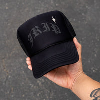 Jrip Bling Arch Trucker Hat (BLACK/BLACK)