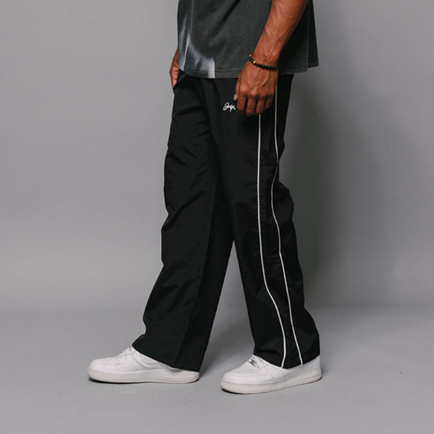 Jrip Woven Track Pants (BLACK)