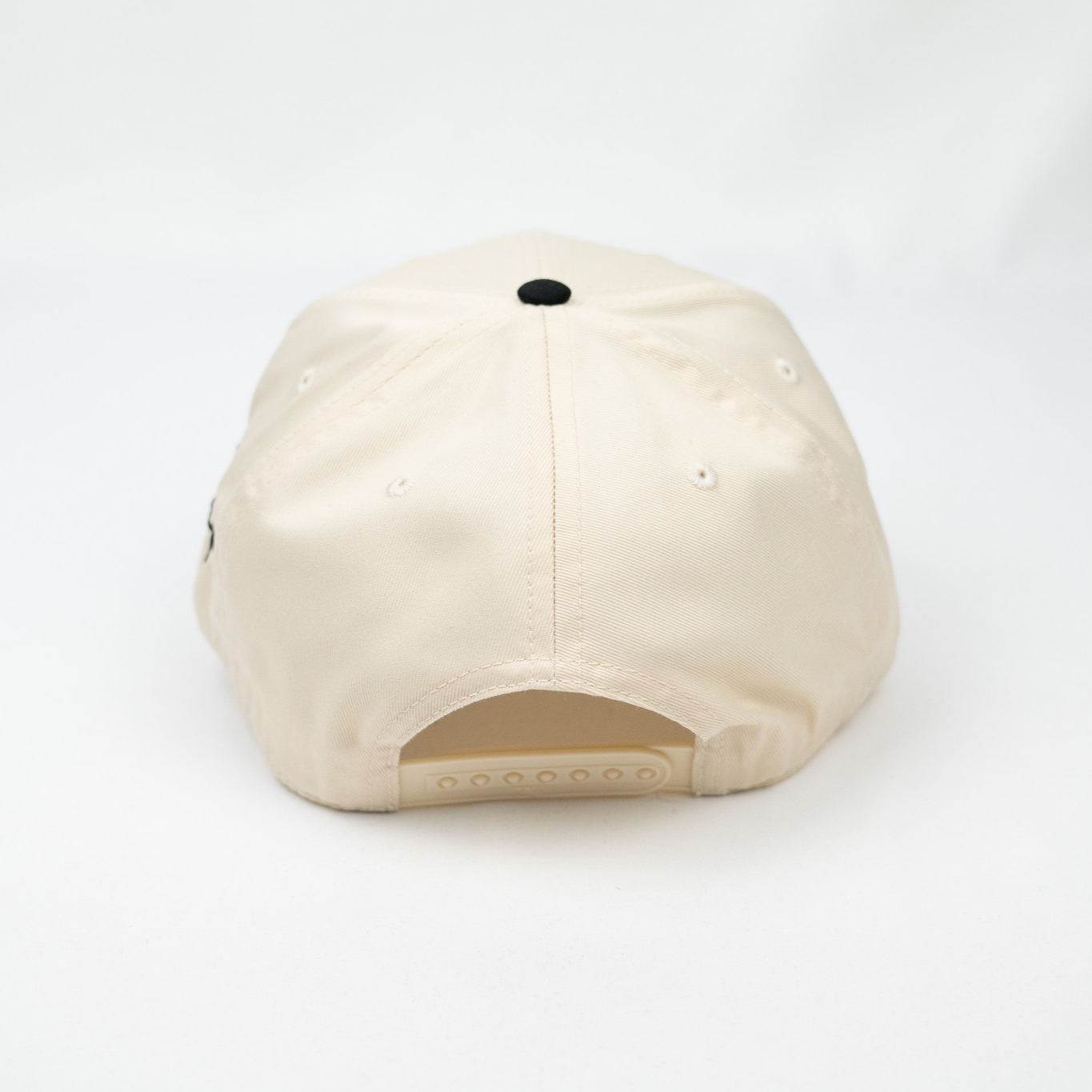 Limitless Snapback Hat (CREAM/NAVY BLUE)