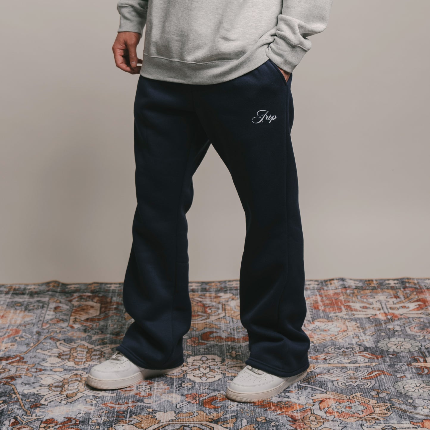 Flare Sweatpants (NAVY BLUE)