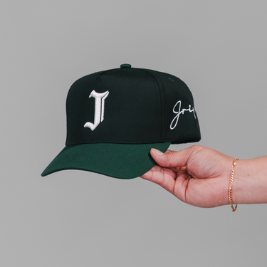 "J" Signature Snapback Hat (BLACK/GREEN)