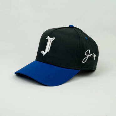 "J" Signature Snapback Hat (BLACK/BLUE