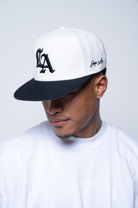 OLD ENGLISH LA FITTED HAT (TWO-TONE)